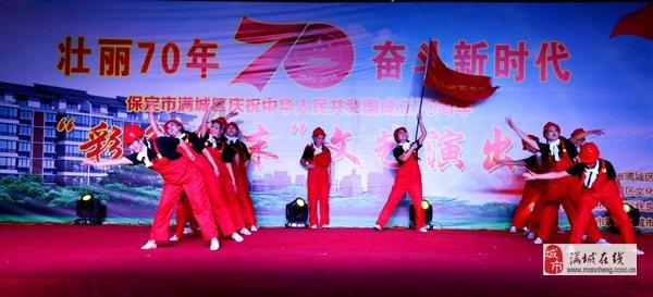 男人睡觉总钻在老婆怀里是什么表现。游戏画面