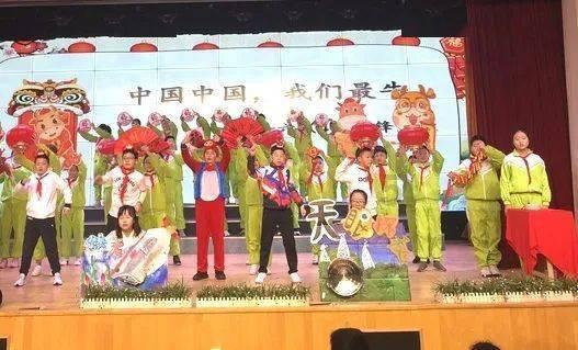 如果把所谓的“差生”，交给所谓的“名校”，就会变好吗？游戏画面